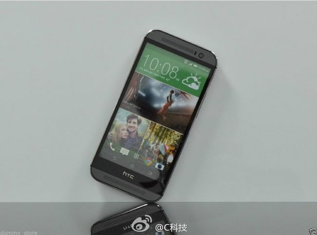 HTC One mannequin Verizon (6)