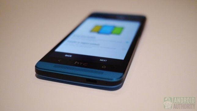 HTC One aa bleu vif 6