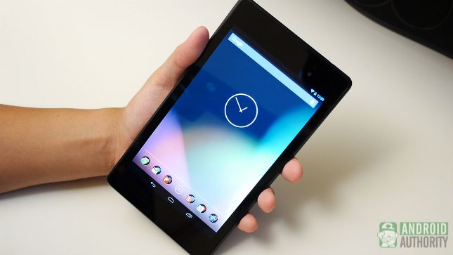 Nexus 7 2013 conception de AA dans la main