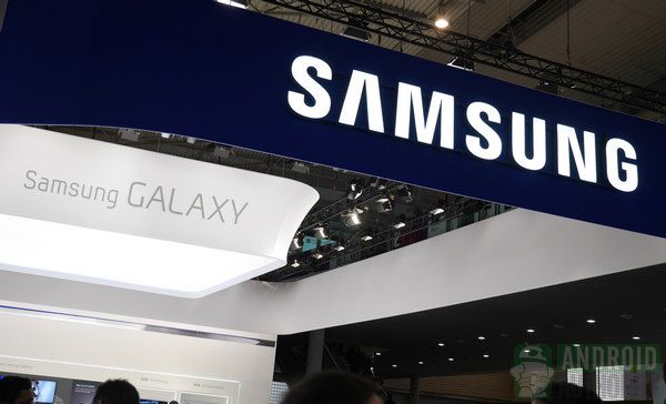Fotografía - Rumeur: Trois Galaxy Note 3 conceptions dans les tests, Galaxy S4-comme, 'design différent »et affichage flexible