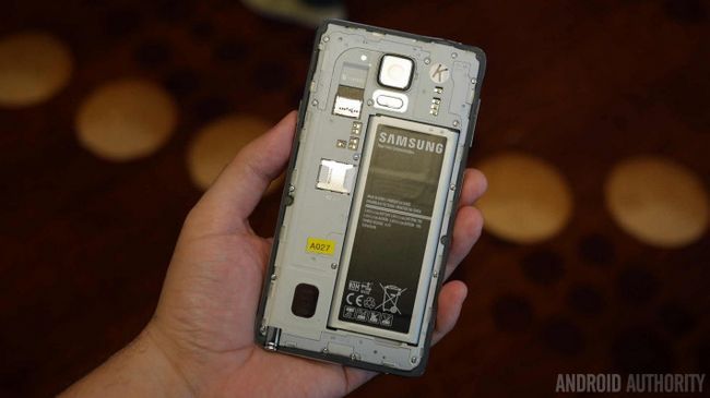 Samsung Galaxy Note 4 piles carte sd aa 1