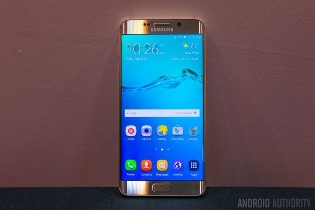 Samsung Galaxy S6 bord Plus Hands On-1