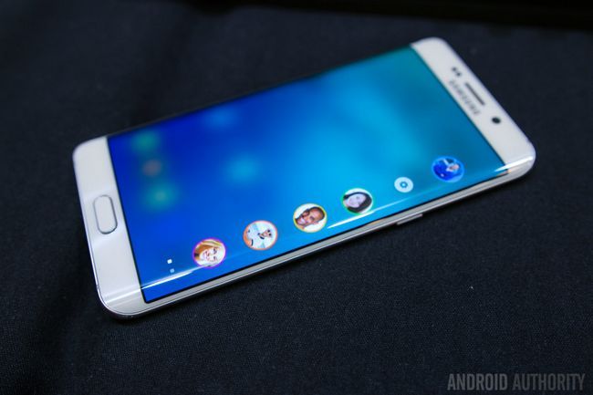 Samsung Galaxy S6 Bord Plus Hands On-17