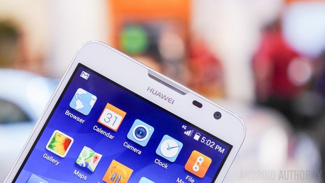 Huawei Ascend MATE 2 phablet Mains sur AA -5