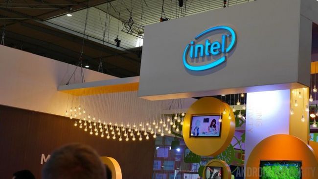 le logo Intel x 2,015 mwc