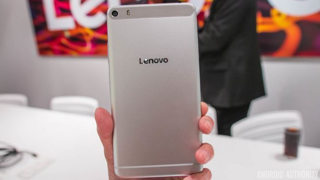 Lenovo Phab-PLUS-Hands-On-AA- (8-of-18)