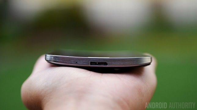 Le Galaxy ronde Samsung's curvature is from side to side