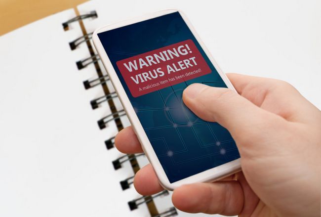 Alerte virus Snartphone adware