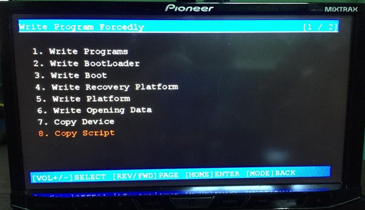 Fotografía - Moddeurs peuvent maintenant Boot ROM personnalisé à partir du lecteur de carte SD sur les unités Pioneer Android Auto Head