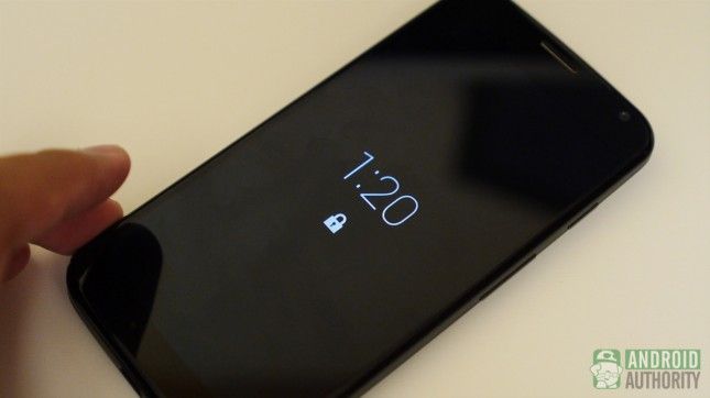 Moto X vs Nexus 4 affichage de notifications actives aa