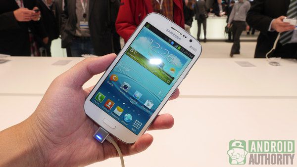 Samsung Galaxy Duos de Grand aa 600px 1