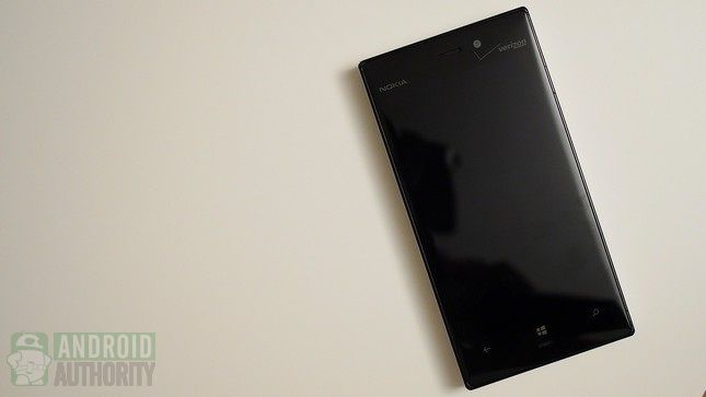 Nokia Lumia 928 aa avant