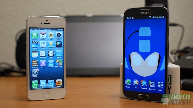 Galaxy S4 vs iPhone 5 présenté aa