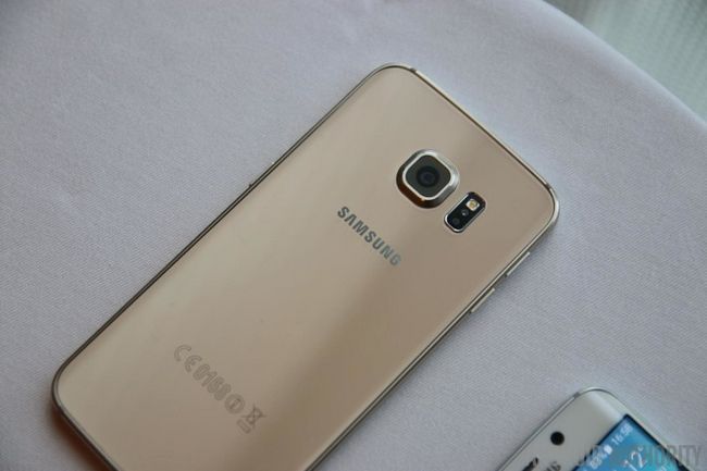Samsung Galaxy S6 bord aa 19