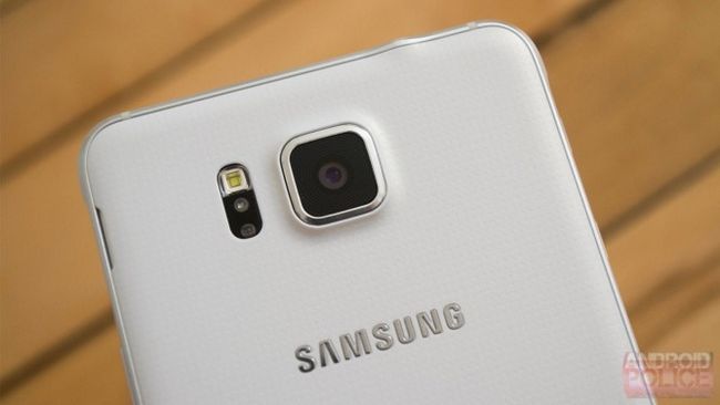 Fotografía - Samsung Galaxy Alpha sur AT & T Gets Mise à jour OTA Apporter des améliorations mineures
