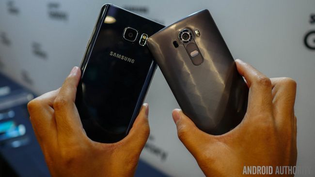 Samsung Galaxy Note 5 vs LG g4 regard rapide aa (2 sur 10)