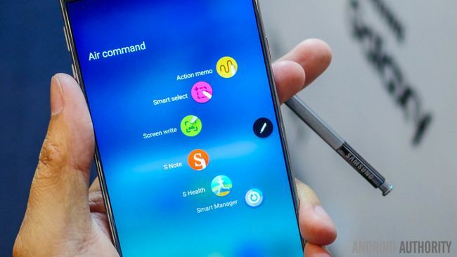 Samsung Galaxy Note 5 premiers aa du regard (10 de 41)