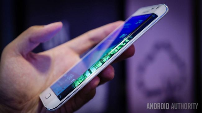 Samsung Galaxy Note premier bord aa regard (9 sur 18)
