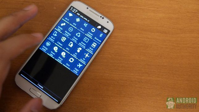 Samsung Galaxy S4 vs HTC widget Power One s4 aa
