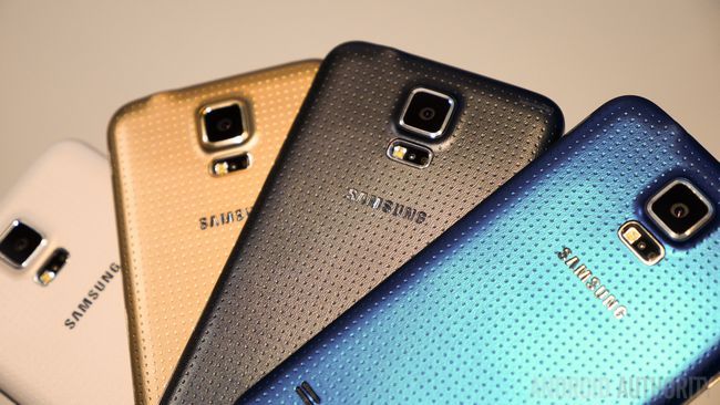 Mains Samsung Galaxy S5 sur la taille de couleur contre tout -1160803