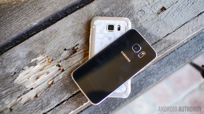 Samsung Galaxy S6 actif vs Galaxy S6 et le bord (1 sur 20)
