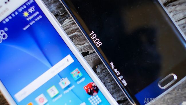 Samsung Galaxy S6 actif vs Galaxy S6 et le bord (3 sur 20)