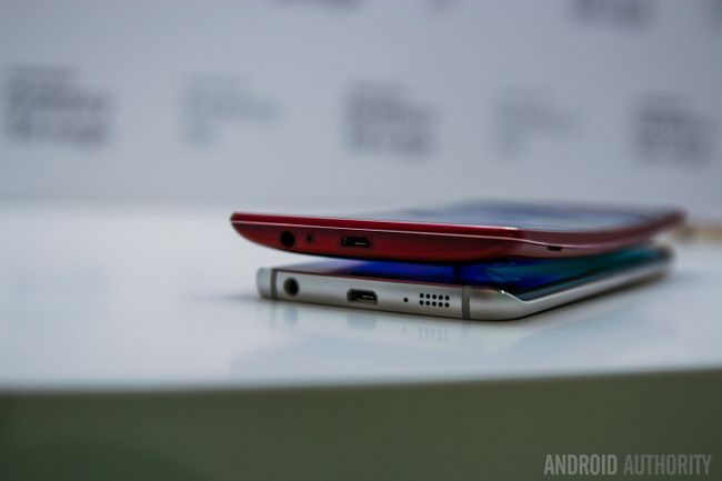 Samsung Galaxy S6 bord VS LG GFlex 2-12