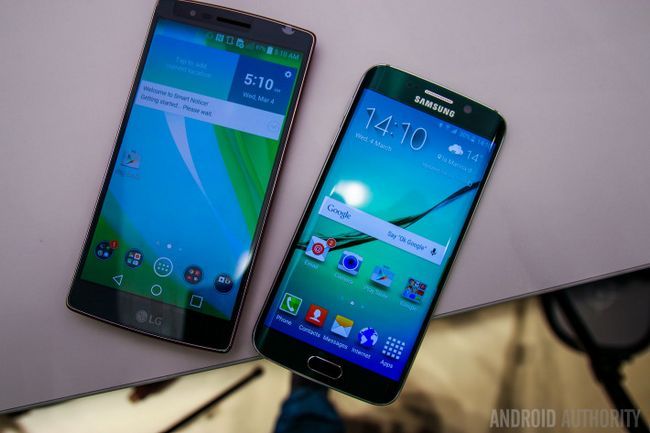 Samsung Galaxy S6 bord VS LG GFlex 2-4