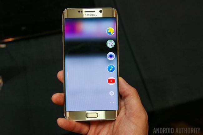 Samsung Galaxy S6 Bord Plus Hands On-33