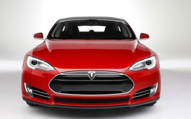 2,013 Tesla-model-S-11 avant-